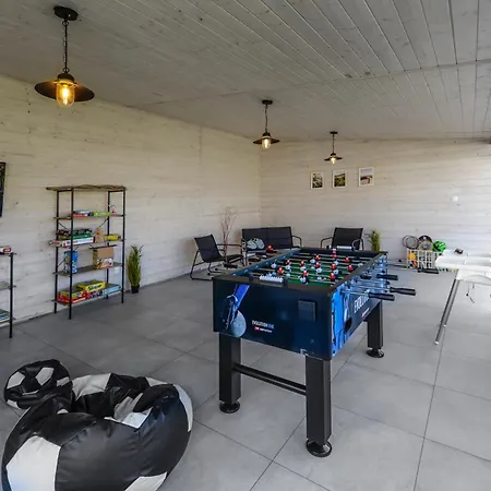 Mila Morska 보볼린